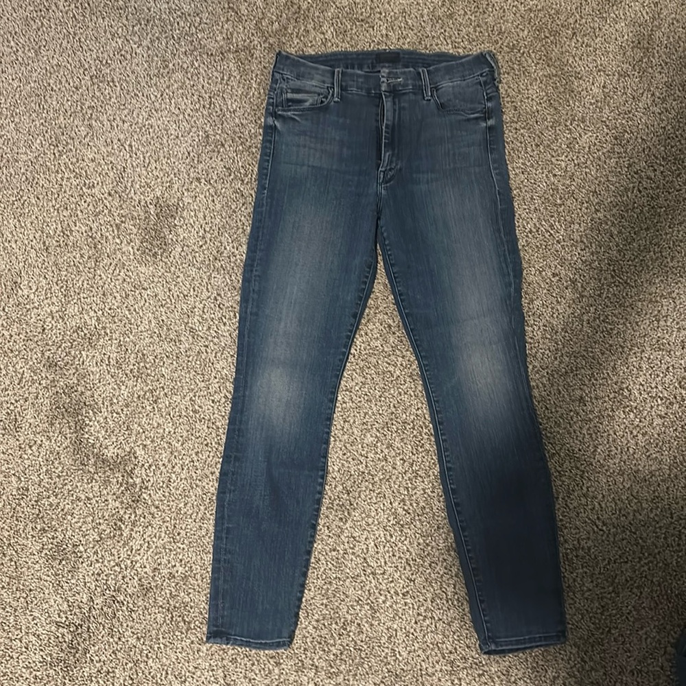 Mother High Waisted Looker Ankle in Watch Me size 30